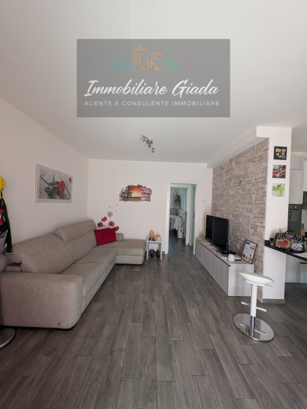 L’IMMOBILIARE GIADA VI PROPONE IN VENDITA questo splendido appartamento al piano terra nel cuore ...