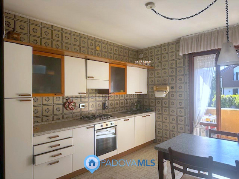 Immobile in esclusiva al Gruppo Padova MLS

Rubano in zona residenziale, comoda a scuole e serviz...