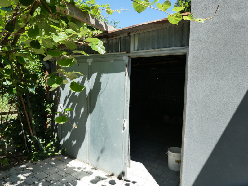 In zona ognissanti vendiamo casa singola disposta su 2 livelli RISTRUTTURATA A NUOVO.
Al piano te...