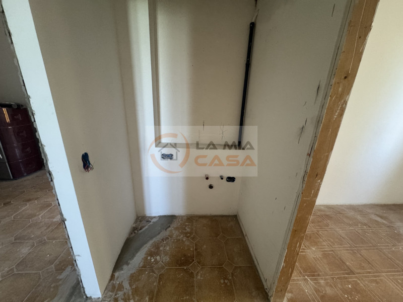 BRUGINE: appartamento al piano rialzato in palazzina di sole 4 unità composto da soggiorno con an...