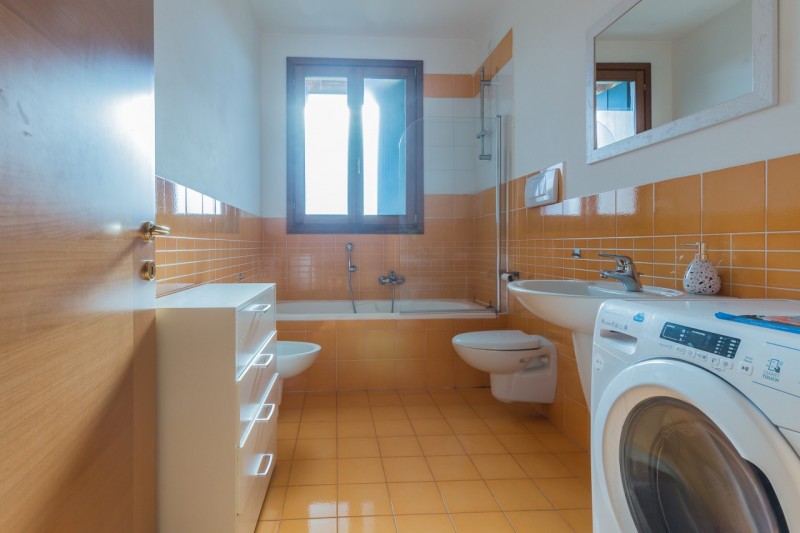 BILOCALE ARREDATO E CON GARAGE IN LOCAZIONE A TORRI DI ARCUGNANO - RIF. 8401
Nella centralissima ...