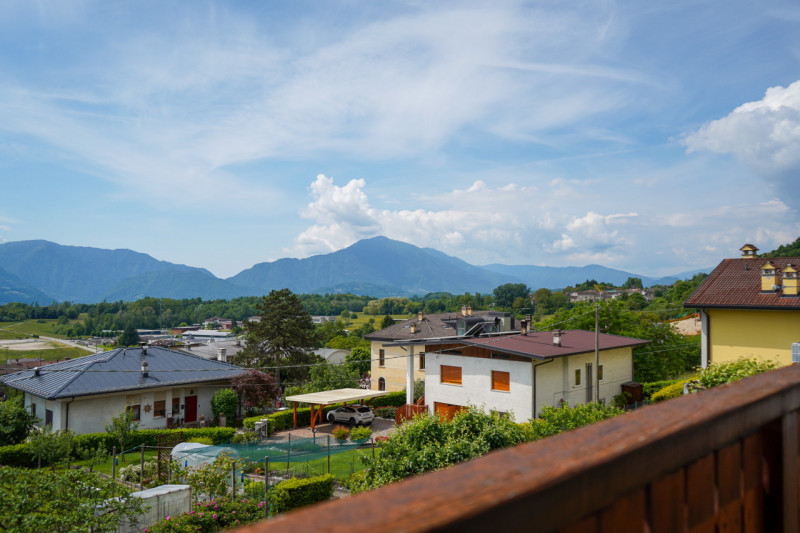 Situata a Cesiomaggiore, in una posizione privilegiata tra Feltre e la città di Belluno, questa p...