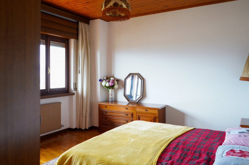Situata a Cesiomaggiore, in una posizione privilegiata tra Feltre e la città di Belluno, questa p...