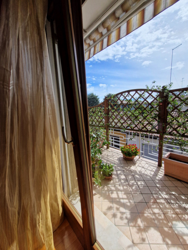 Splendido appartamento quadrilocale situato nel cuore del tranquillo quartiere di San Bellino a P...
