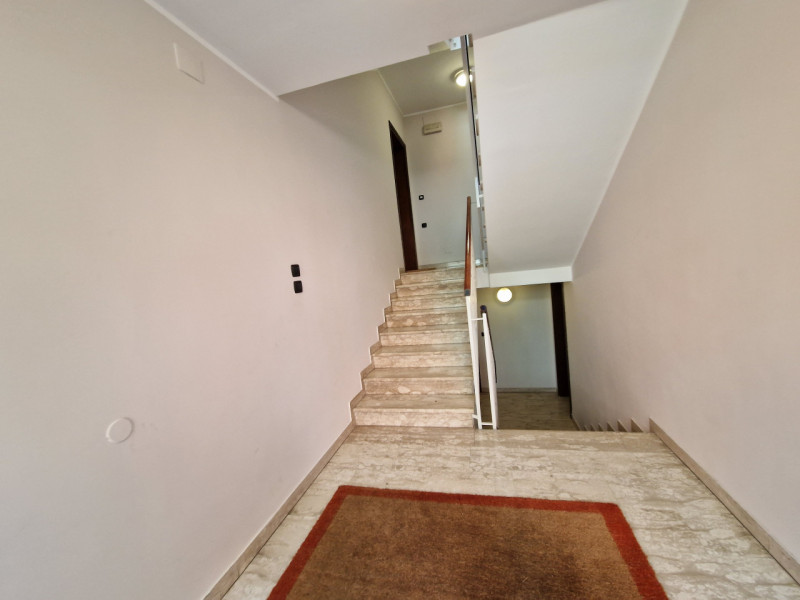Splendido appartamento quadrilocale situato nel cuore del tranquillo quartiere di San Bellino a P...