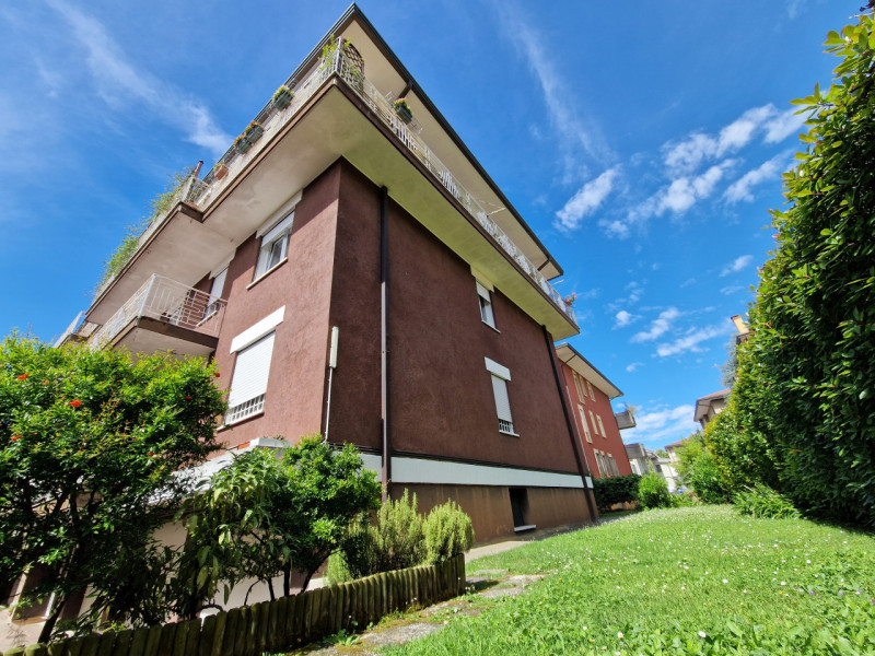 Splendido appartamento quadrilocale situato nel cuore del tranquillo quartiere di San Bellino a P...