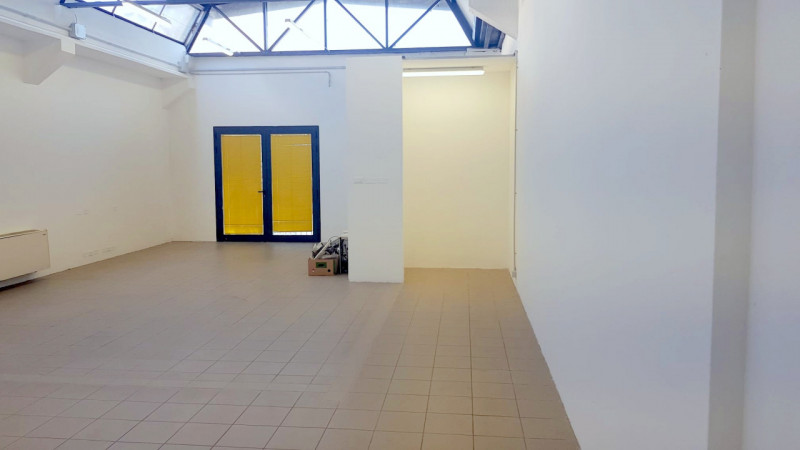 LOCALE POLIFUNZIONALE IN AFFITTO A CASELLE DI SELVAZZANO €.800
MAGAZZINO-LABORATORIO-CAPANNONCINO...