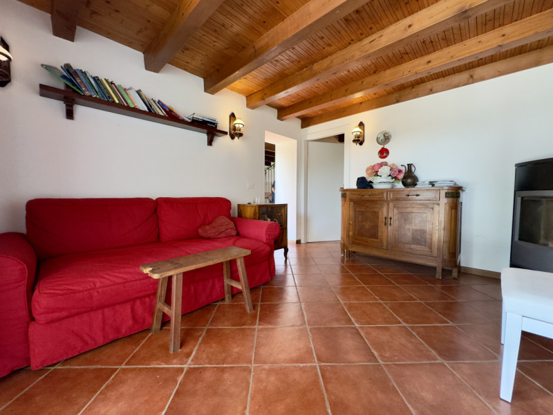 A Boccon di Vo’, in un contesto collinare tranquillo e riservato, proponiamo in vendita “Casa del...
