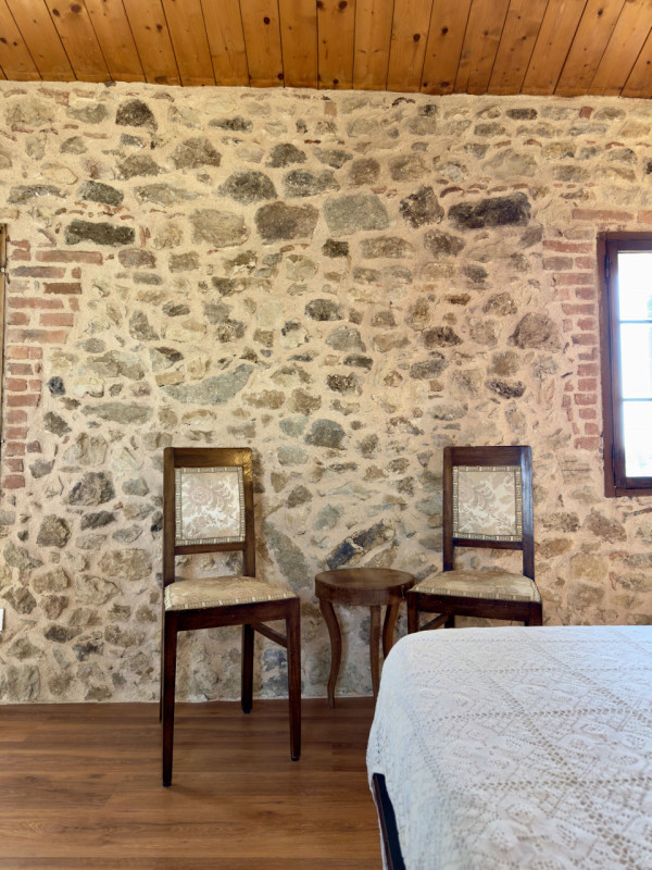 A Boccon di Vo’, in un contesto collinare tranquillo e riservato, proponiamo in vendita “Casa del...