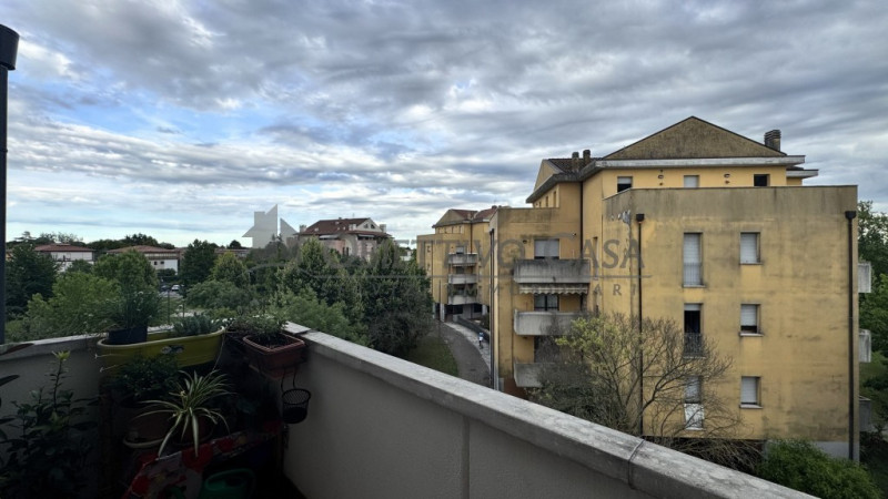 Rif: “PD260”

Padova GUIZZA/BASSANELLO

Se stai cercando un’opportunità che unisca spazi generosi...