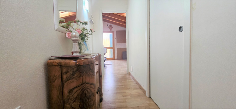LONGARE - LOCALITA' CASONI: In località immersa nel verde, casa affiancata con all'interno un ult...