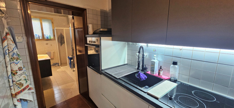 LONGARE - LOCALITA' CASONI: In località immersa nel verde, casa affiancata con all'interno un ult...