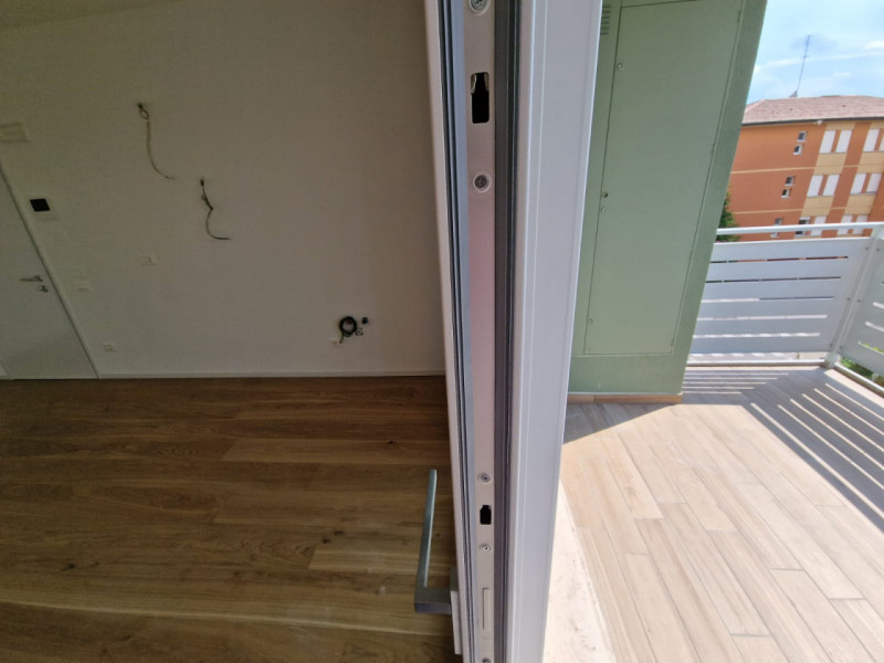 Proponiamo immobile posto in magnifica posizione verdeggiante e tranquilla, comodo sia a Padova c...