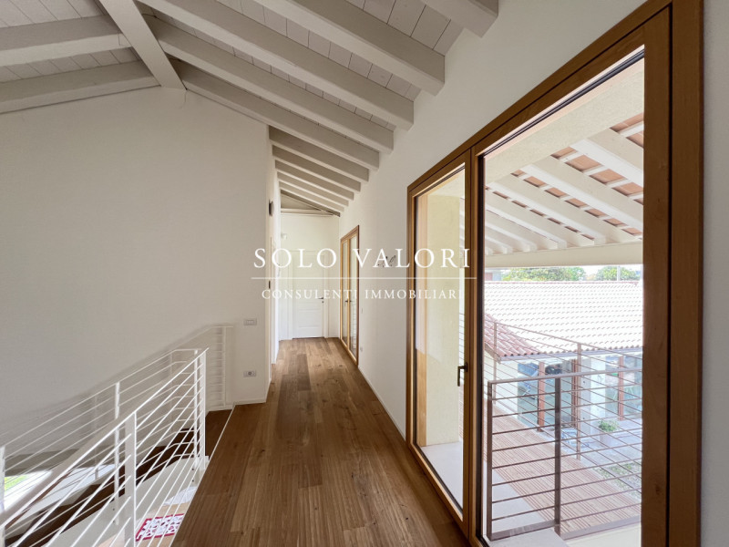 Rif. C357 (per info 338 9387816 Matteo)

In una zona tranquilla, riparata dal traffico e ideale p...