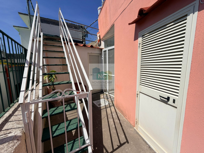 In una delle zone più affascinanti di Ischia, precisamente a Forio nella tranquilla e ricercata z...