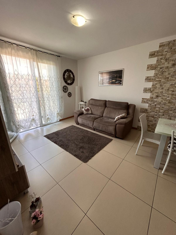 PERAGA DI VIGONZA – APPARTAMENTO CON GIARDINO PRIVATO

In tranquillo contesto residenziale, comod...