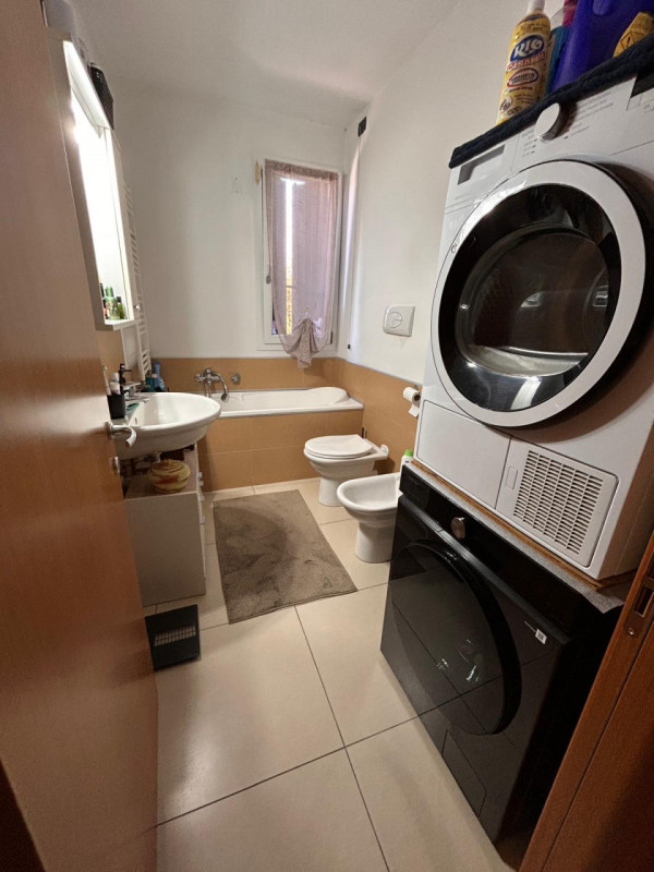 PERAGA DI VIGONZA – APPARTAMENTO CON GIARDINO PRIVATO

In tranquillo contesto residenziale, comod...