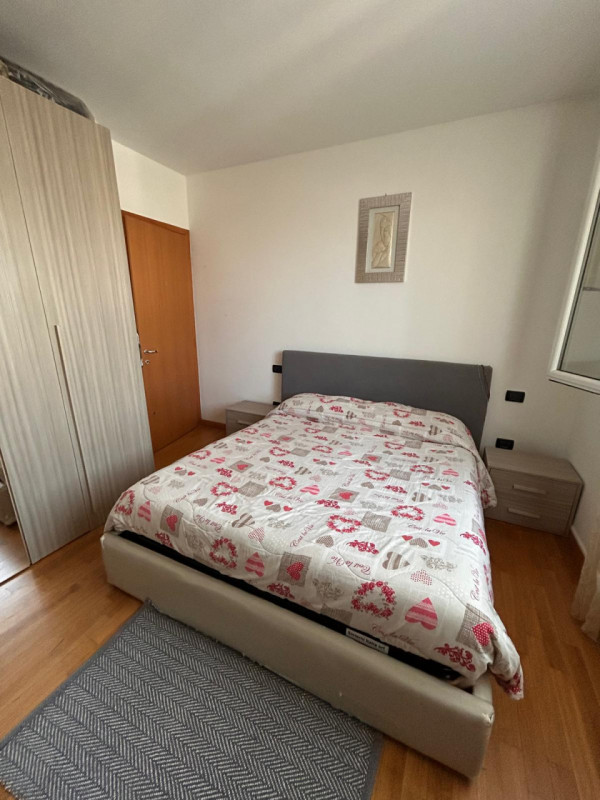 PERAGA DI VIGONZA – APPARTAMENTO CON GIARDINO PRIVATO

In tranquillo contesto residenziale, comod...