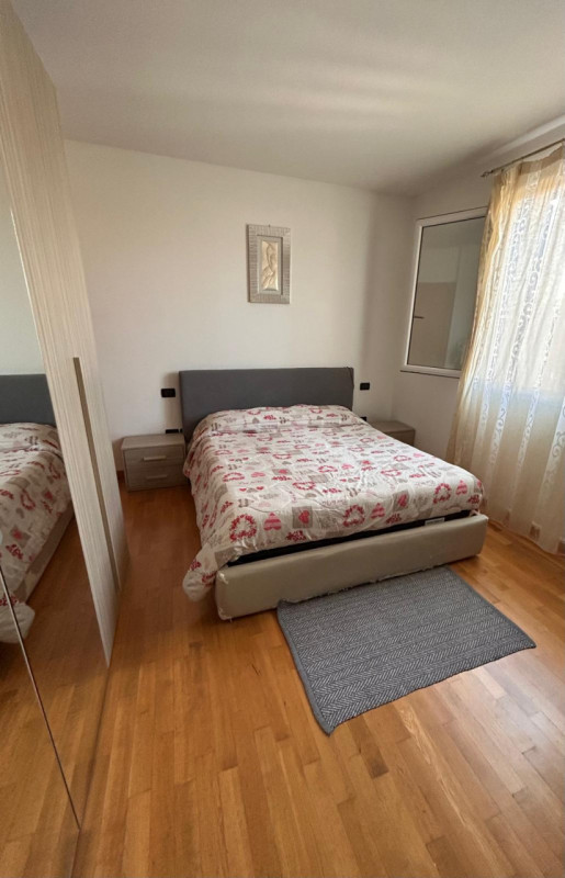 PERAGA DI VIGONZA – APPARTAMENTO CON GIARDINO PRIVATO

In tranquillo contesto residenziale, comod...