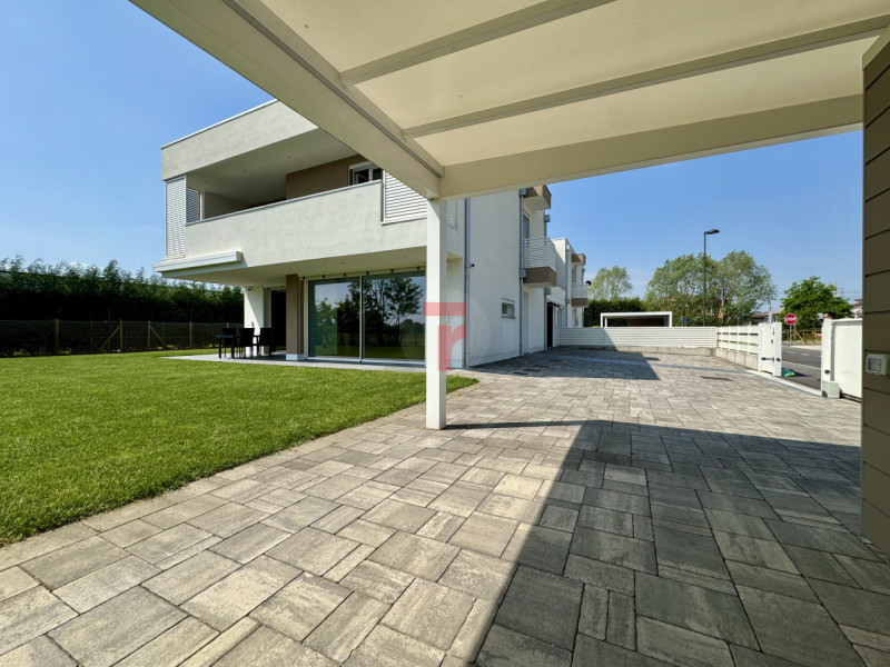 SAN GIORGIO - vicinanze CAMPODARSEGO, CAMPOSAMPIERO -- zona verde e tranquilla, con tutti i servi...