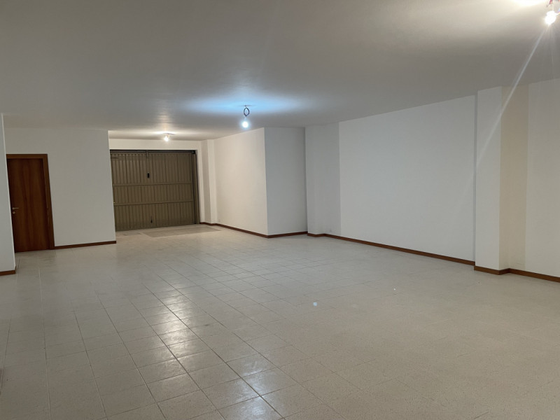 NOSTRA PROPOSTA: lungo la via Castellana in prossimità di San Vito di Altivole siamo a proporre i...