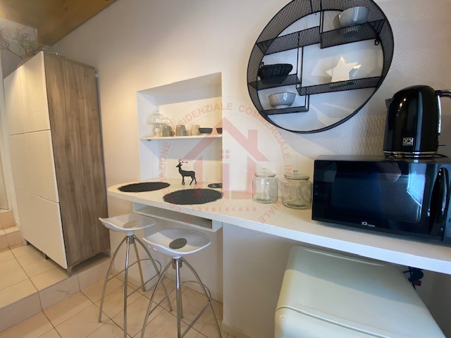 RIF. SR012 VICENZA - BASSANO DEL GRAPPA Proponiamo in vendita appartamento bi locale in centro st...