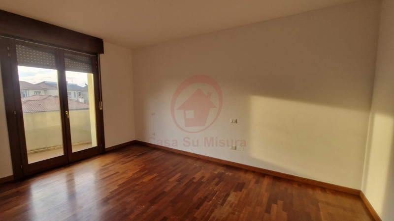 VIGODARZERE, CENTRO, RIF. A157: Casa Su Misura ha il piacere di proporvi appartamento su due live...