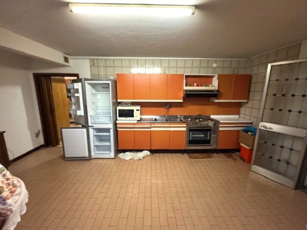 Nel cuore del tranquillo e richiesto quartiere residenziale di Ferri ad Albignasego, proponiamo i...