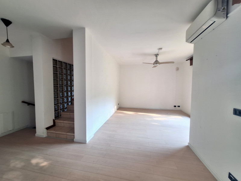 VILLETTA A SCHIERA CON GIARDINO PRIVATO, IN ELEGANTE ZONA RESIDENZIALE A CAMISANO VICENTINO - Rif...