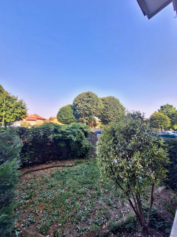VILLETTA A SCHIERA CON GIARDINO PRIVATO, IN ELEGANTE ZONA RESIDENZIALE A CAMISANO VICENTINO - Rif...