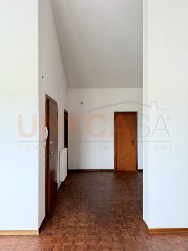 MONTEGALDELLA: proponiamo in vendita intera bifamiliare in una località tranquilla e ben servita ...