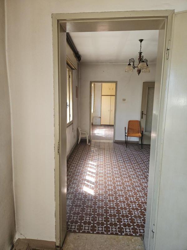 In esclusiva presso la nostra Agenzia, proponiamo una spaziosa casa singola di circa 170 mq. Ques...