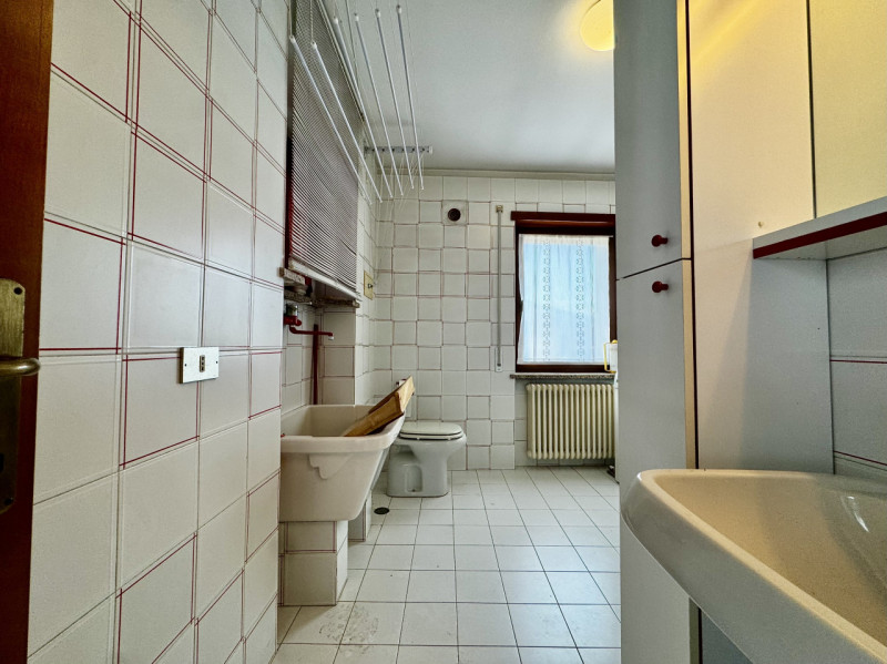 Zanè - Bicamere con studio in duplex - Euro 114.000

Trattativa riservata Unica Immobiliare - Zan...
