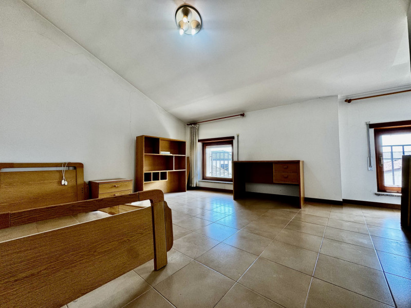Zanè - Bicamere con studio in duplex - Euro 114.000

Trattativa riservata Unica Immobiliare - Zan...