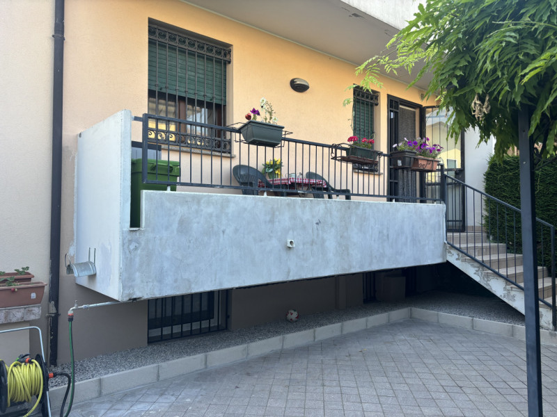 In un contesto tranquillo e riservato di Arlesega di Mestrino, proponiamo un appartamento pensato...