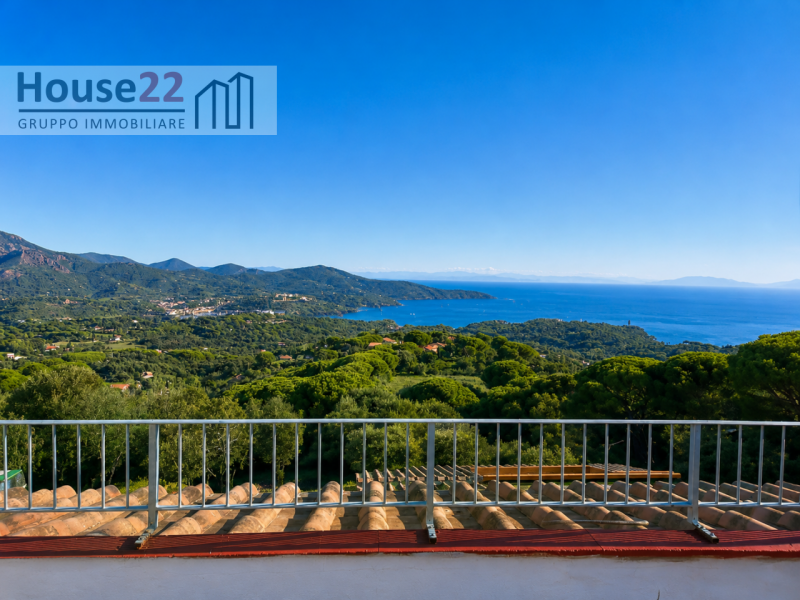 CAPOLIVERI - LIVORNO - ISOLA D'ELBA. NUOVA VILLA situata nel cuore della splendida Capoliveri. 
C...