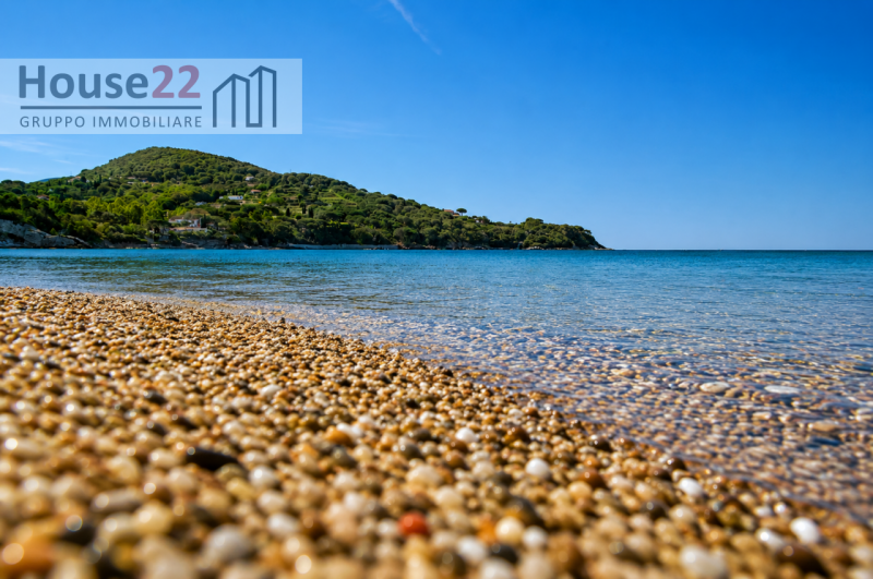 CAPOLIVERI - LIVORNO - ISOLA D'ELBA. NUOVA VILLA situata nel cuore della splendida Capoliveri. 
C...