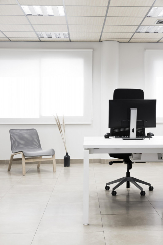 SCHIO:AFFITTIAMO UFFICIO di circa 260 mq in complesso direzionale, ubicato al piano primo e servi...