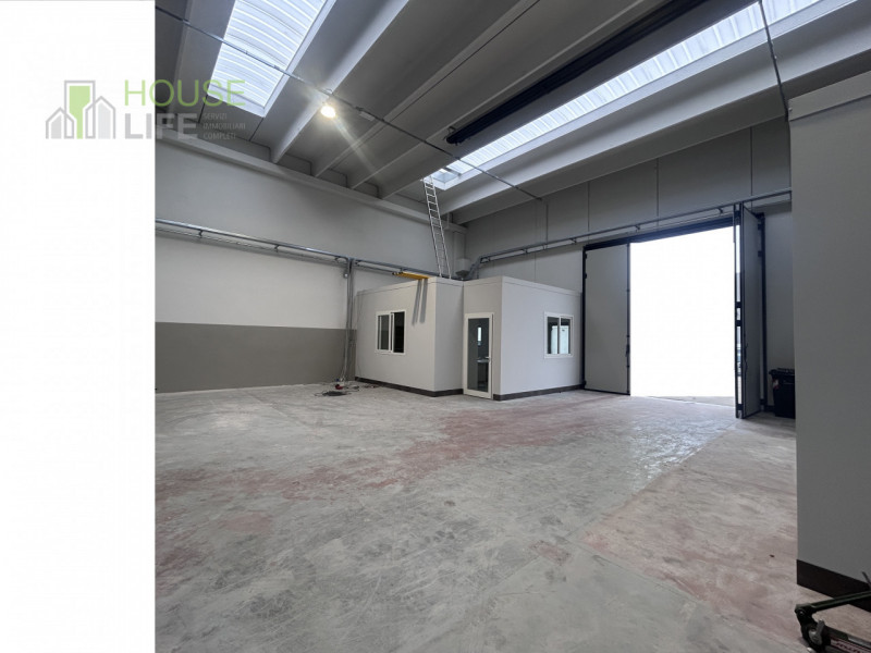 SCHIO - Z.I: CAPANNONE INDUSTRIALE RISTRUTTURATO A NUOVO di circa mq 700 circa H 7,50, con impian...