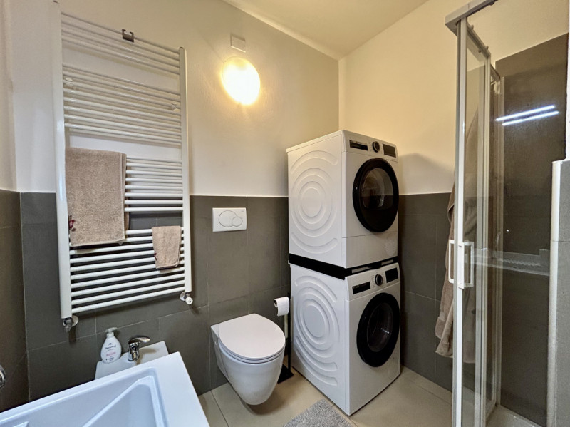La casa giusta? Potrebbe essere questa!
Proponiamo splendido appartamento trilocale con finiture ...
