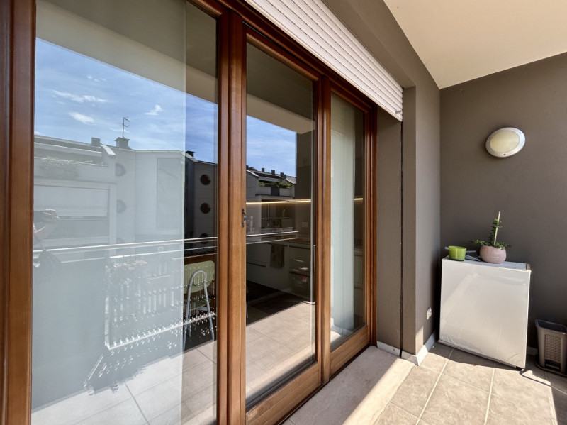 La casa giusta? Potrebbe essere questa!
Proponiamo splendido appartamento trilocale con finiture ...