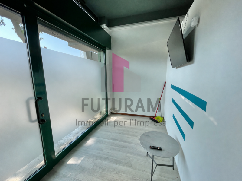 VICENZA - 61FIL -PER INFO 0444/310220

Proponiamo in Affitto un ufficio con le seguenti caratteri...