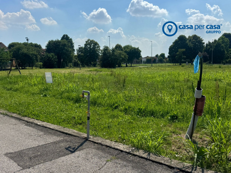 APPROVATO GRUPPO CASA PER CASA: VALUTATO, CONTROLLATO, GESTITO IN ESCLUSIVA!

ZONA:
- Il terreno ...