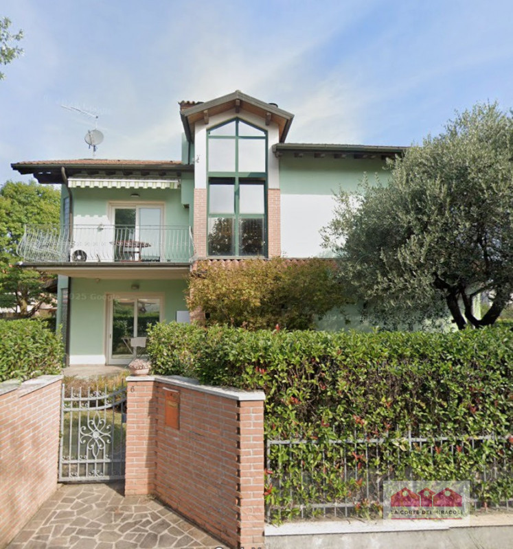 ISOLA VICENTINA: BICAMERE IN BIFAMILIARE SOVRAPPOSTA, SOGGIORNO CON ANGOLO COTTURA, TERRAZZO ABIT...