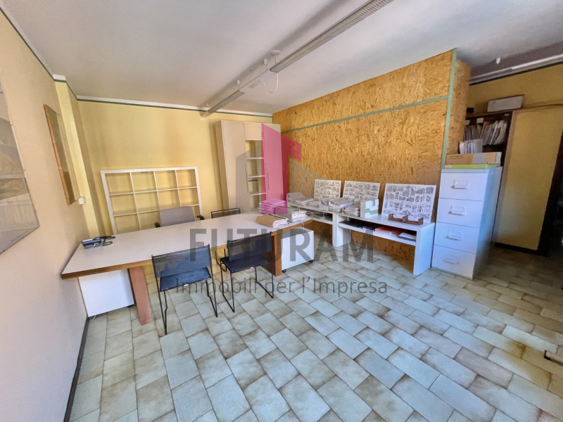 VICENZA - 61FIL -PER INFO 0444/310220

Proponiamo in Affitto un ufficio con le seguenti caratteri...