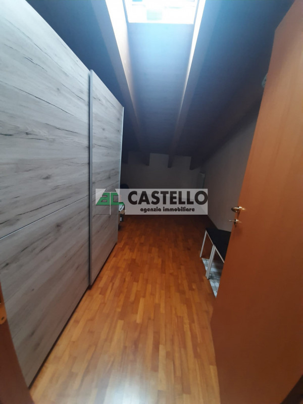 Selvazzano Dentro centro paese, in contesto residenziale tranquillo e ben servito, proponiamo spa...