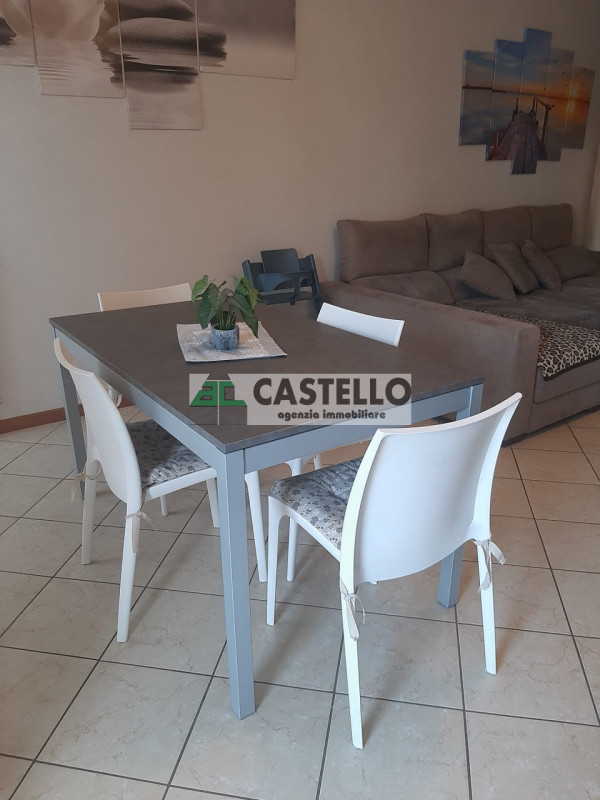 Selvazzano Dentro centro paese, in contesto residenziale tranquillo e ben servito, proponiamo spa...