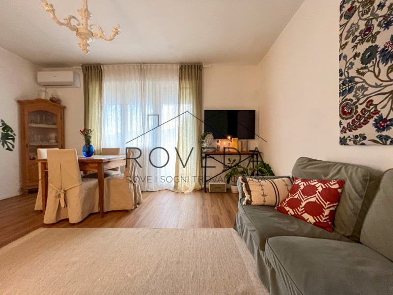 TREVISO - SANTA BONA

RIFERIMENTO TV36

L'agenzia Roveda Immobiliare ha il piacere di presentarvi...