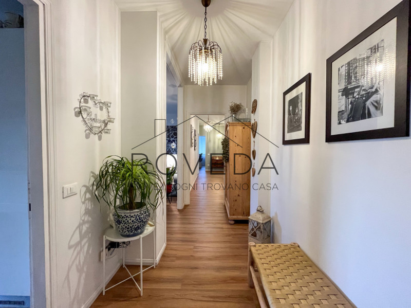 TREVISO - SANTA BONA

RIFERIMENTO TV36

L'agenzia Roveda Immobiliare ha il piacere di presentarvi...