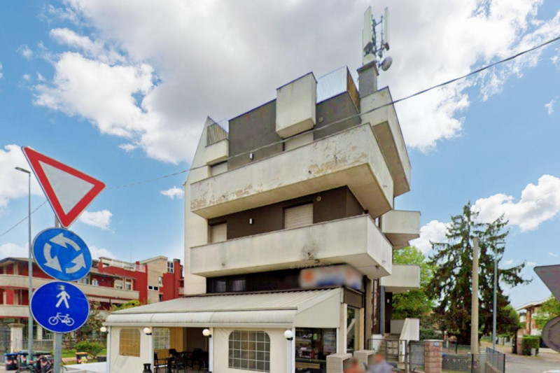 Quest’immobile viene venduto tramite asta online.

Vendesi lastrico solare sito a Padova (PD), in...